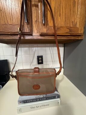 VINTAGE Dooney & Bourke Taupe Pebble Leather Crossbody with Tan Trim